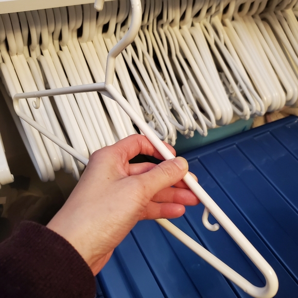 Hangers (Set of 30 pieces) - Picture 3 of 14